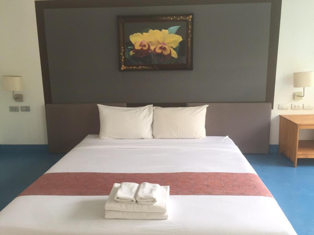 Hotel Lg Lemon Grass Na Chom Thian Exterior foto