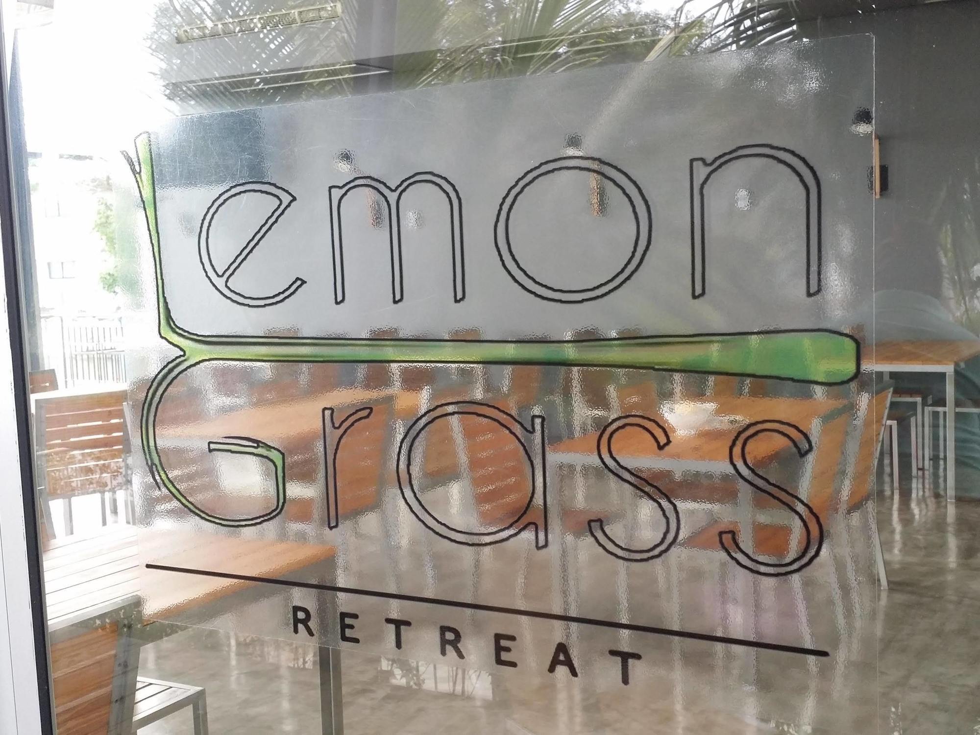 Hotel Lg Lemon Grass Na Chom Thian Exterior foto